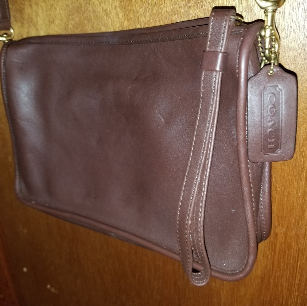 Med clutch purse